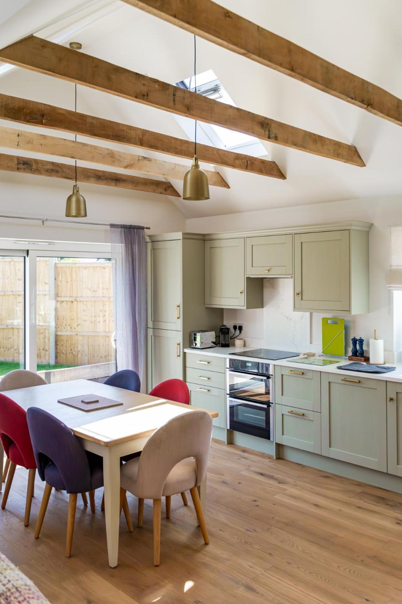 Close To South Downs & Holiday home *